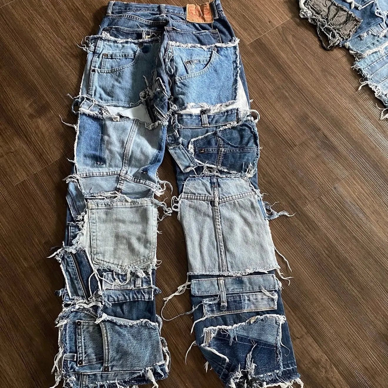 JEAN COUPE DROITE UPCYCLÉ (X20)