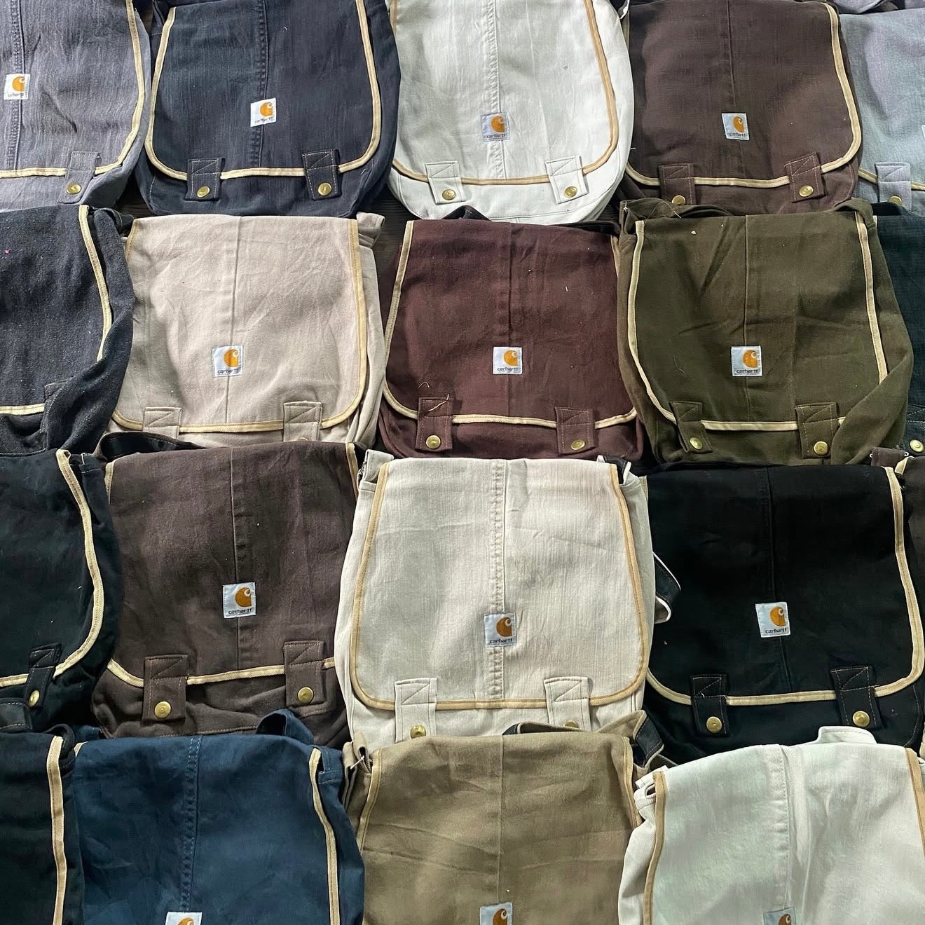 SACOCHE MESSENGER CARHARTT UPCYCLÉ (X20)