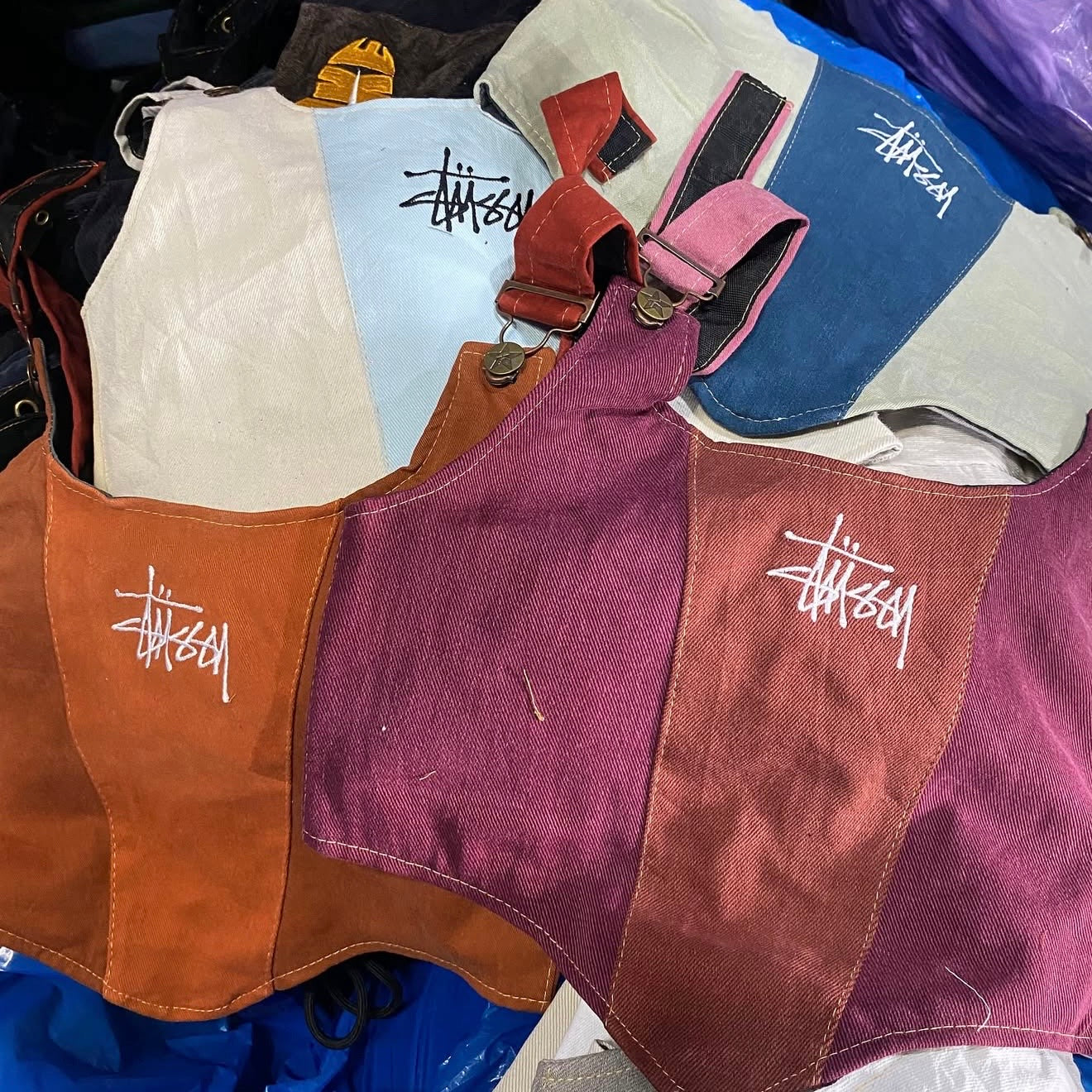 TOP STUSSY PLASTRON BICOLORE UPCYCLÉ (X20)