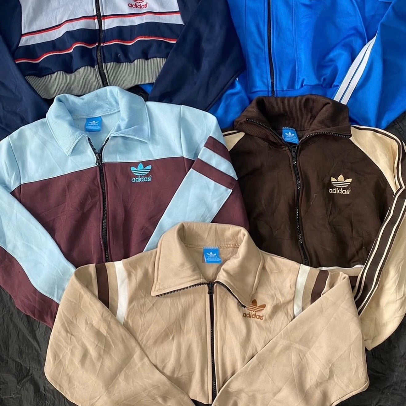 VESTE ADIDAS CROP TOP UPCYCLÉ (X20)