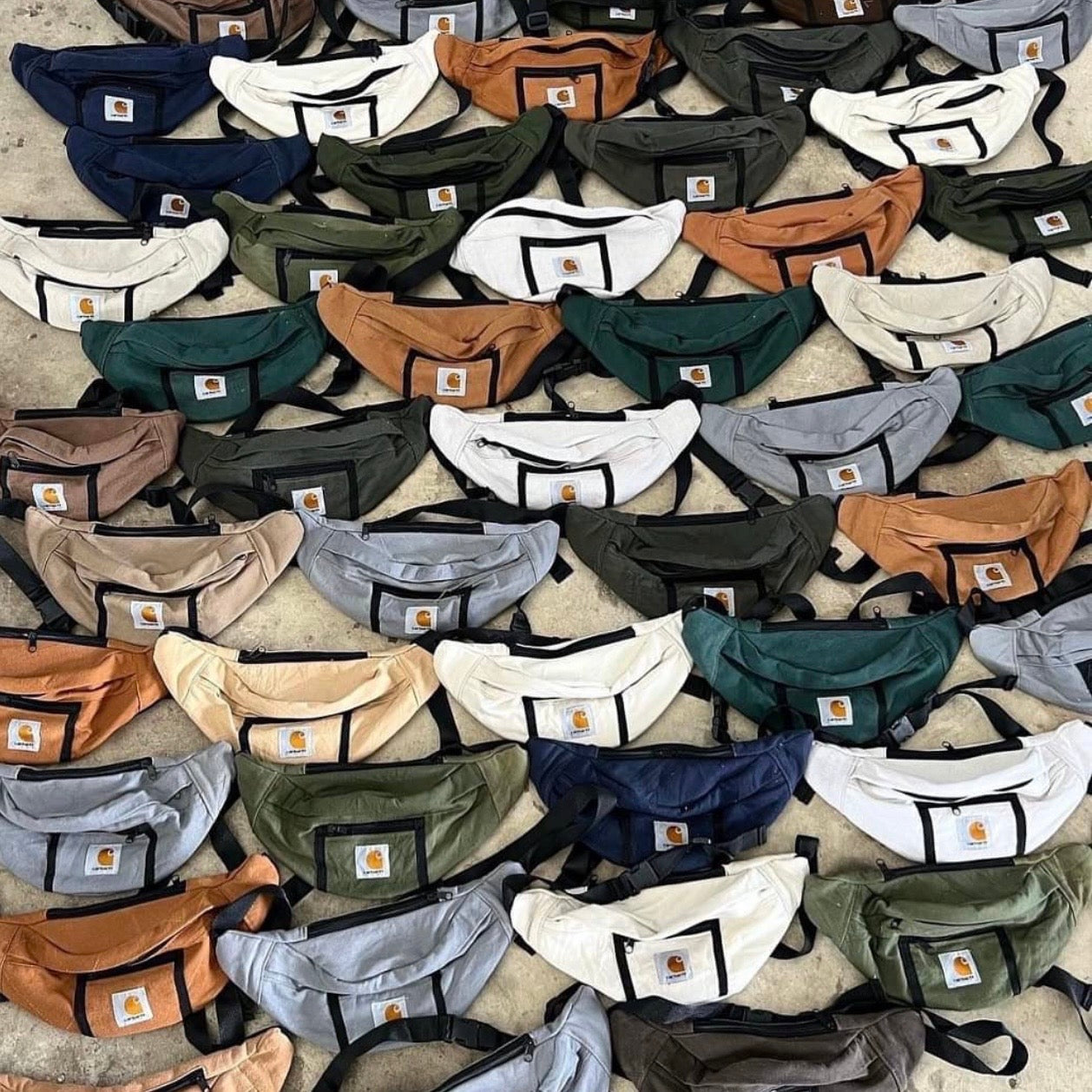 SAC BANANE CARHARTT UPCYCLÉ (X20)