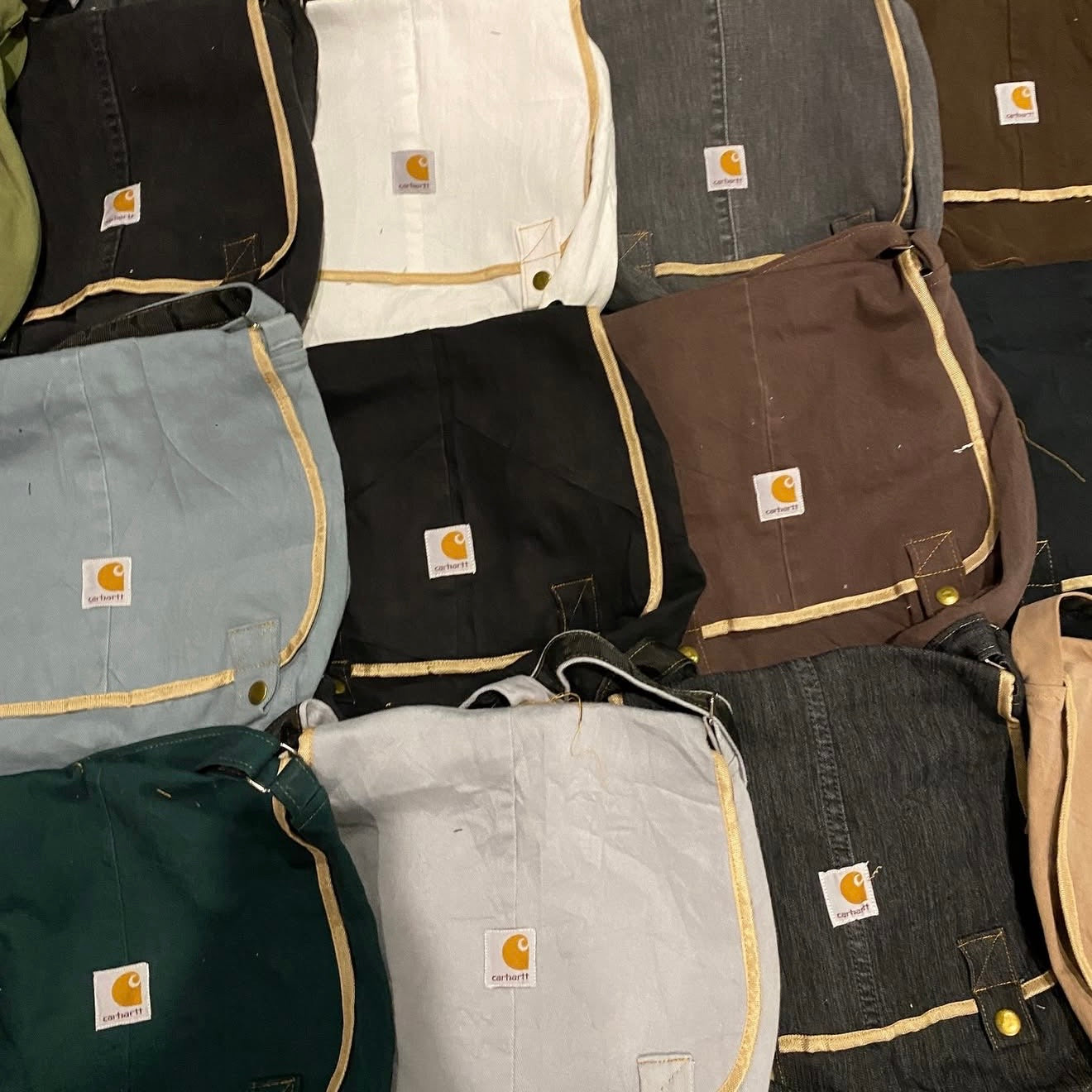 SACOCHE MESSENGER CARHARTT UPCYCLÉ (X20)