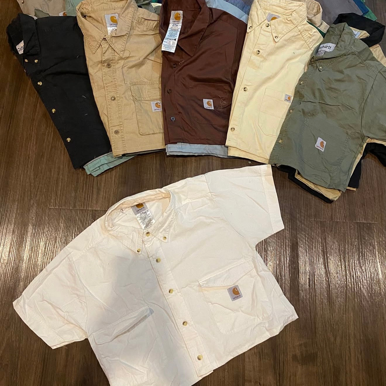 TOP CHEMISE CARHARTT CROP TOP UPCYCLÉ (X20)