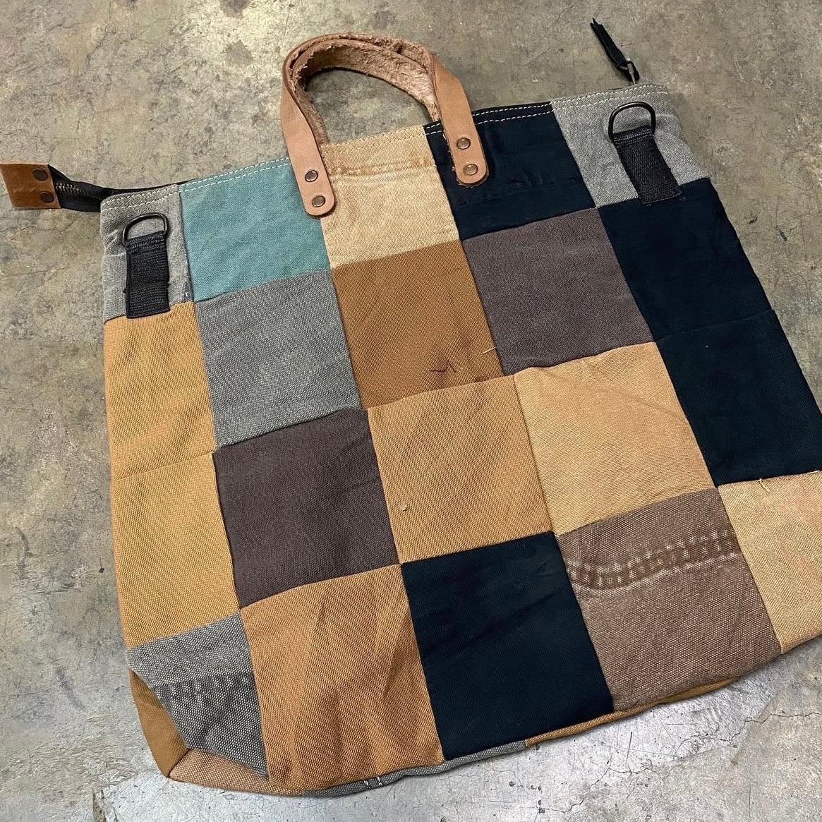 SAC TOTE BAG CARHARTT UPCYCLÉ (X20)
