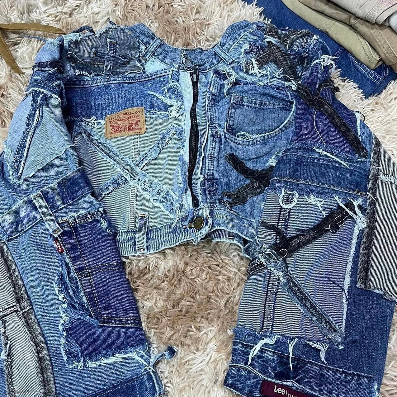 VESTE CROP LEVIS UPCYCLÉ (X20)